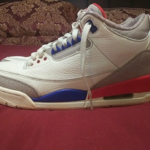 Jordan 3's "Knicks" - Picture 4 of 5